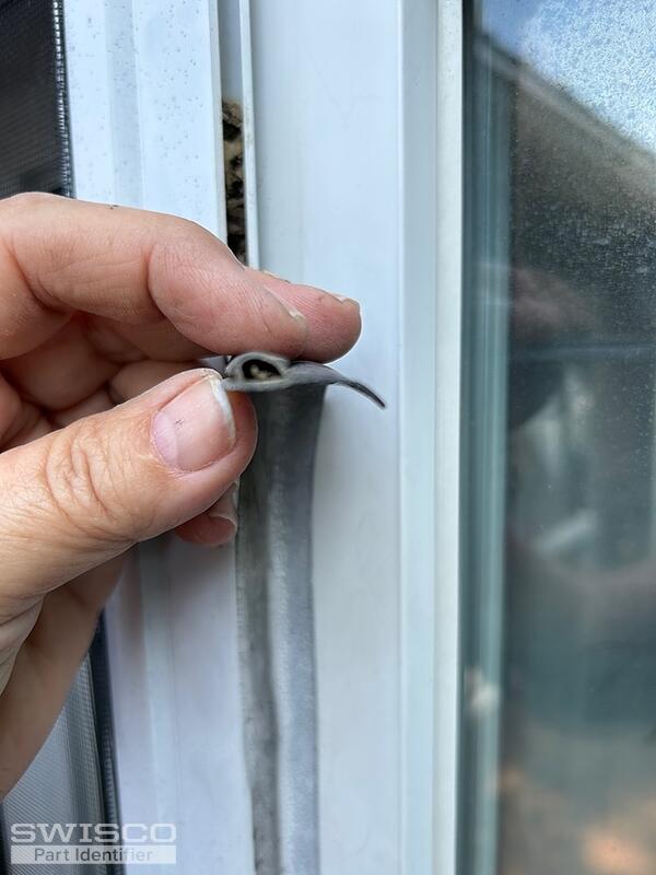 Sliding screen door bug seal : SWISCO.com